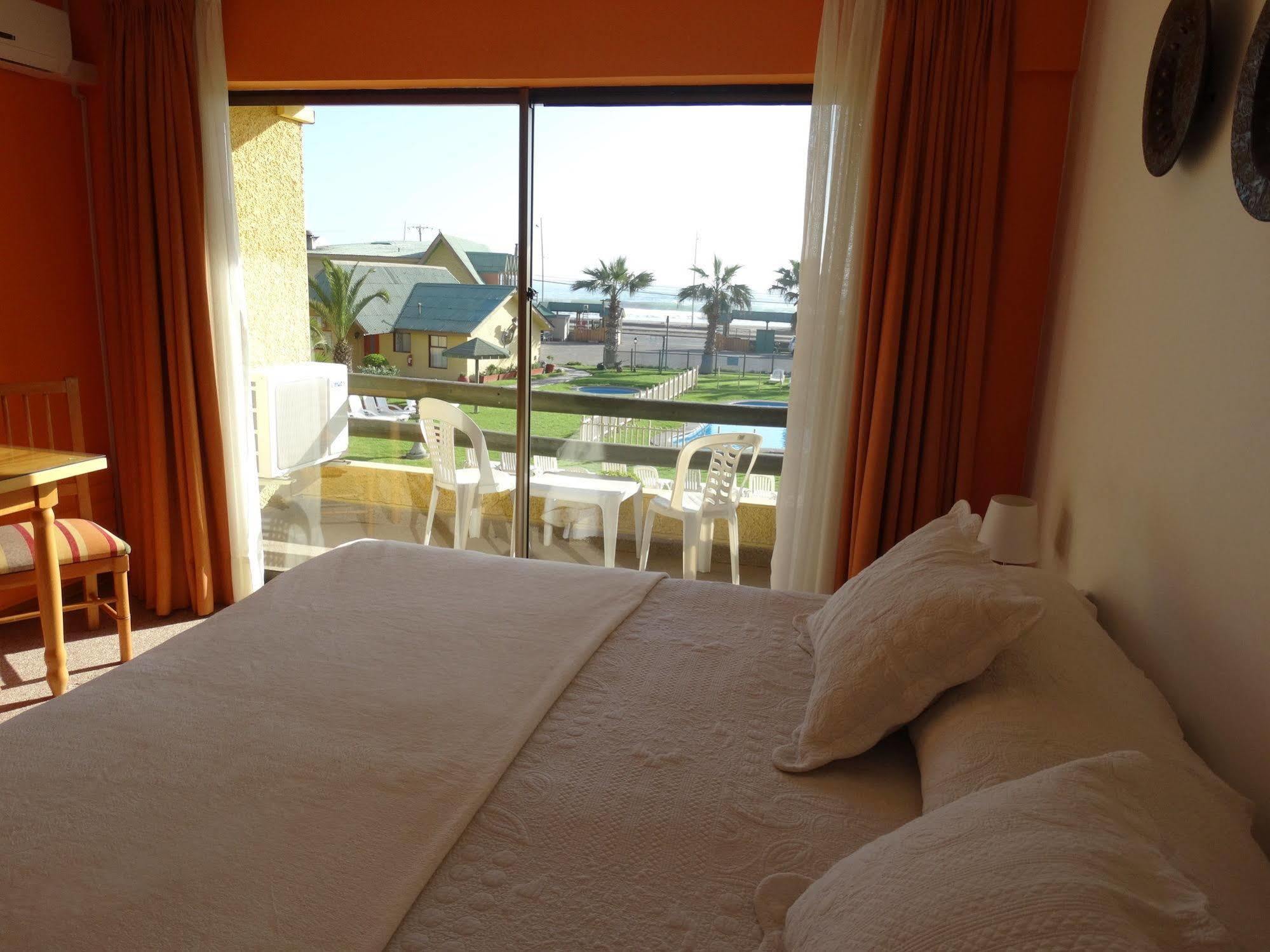 Hotel Y Cabanas Mar De Ensueno La Serena Extérieur photo