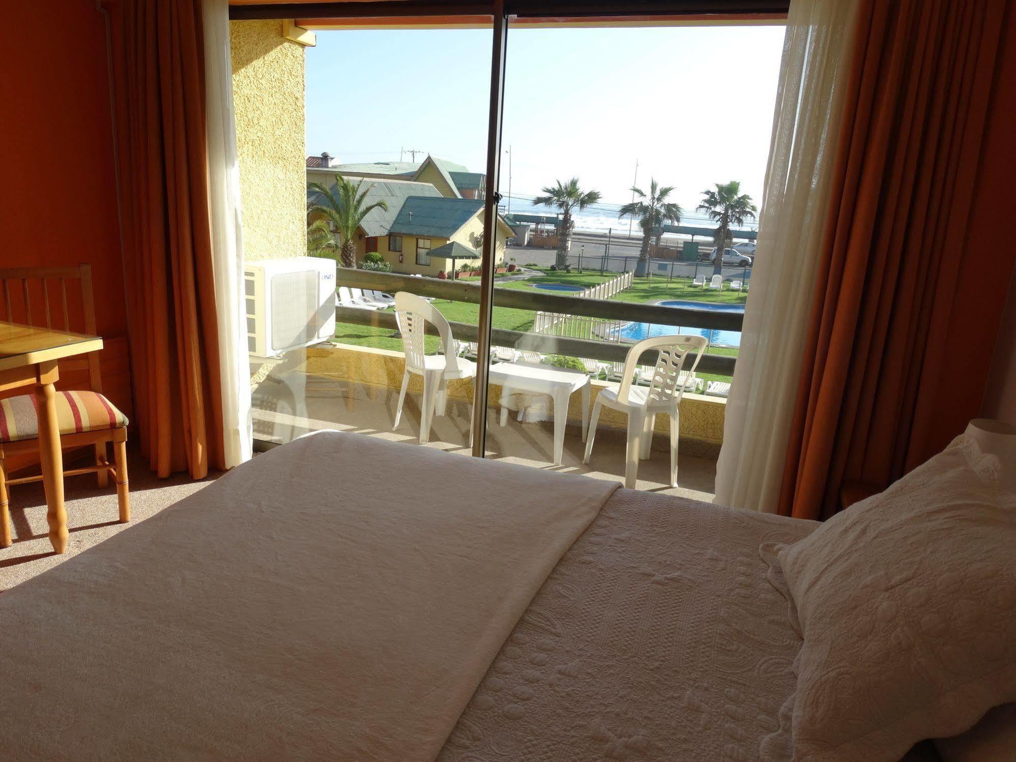 Hotel Y Cabanas Mar De Ensueno La Serena Extérieur photo
